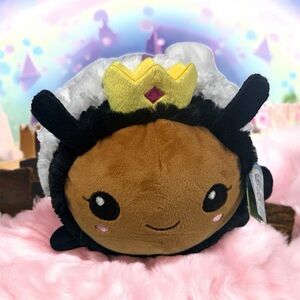 Mini Squishable Cuddly Queen Bee Plush Toy – Brown/Black/Yellow – Ages 0+